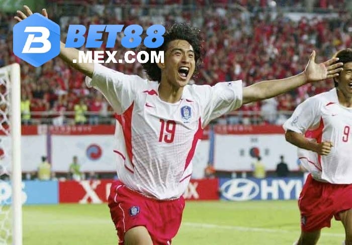 Bàn Thắng Vàng trong trận Ý và Hàn Quốc cũng là ấn tượng mạnh mẽ với người hâm mộ bóng đá