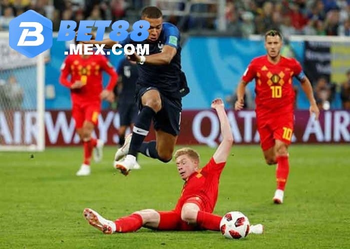 Trong những hiệp phụ, đội Pháp đã ghi được bàn thắng quyết định và dành chiến thắng cuối cùng